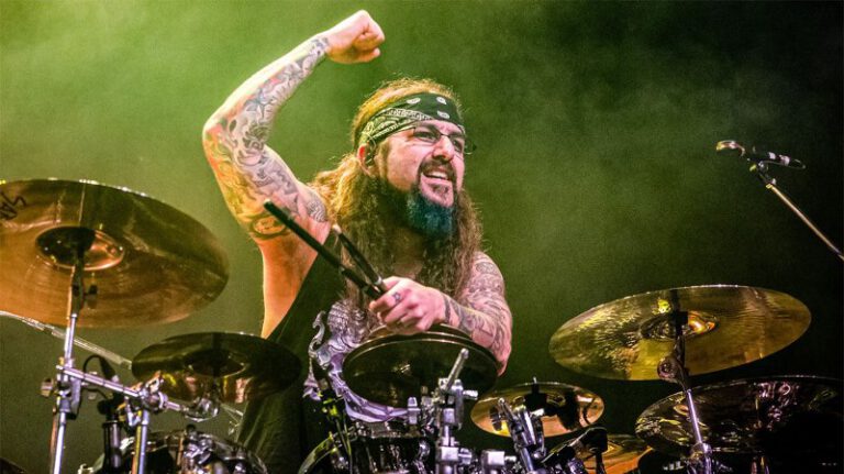Mike Portnoy is Back in Dream Theater… And What Reunions in Music Mean